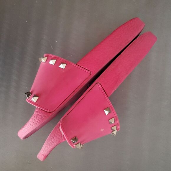 Valentino Garavani Rockstud Pool Slide Sandals Fuschia Pink Gold Stud 39 US 9 - Picture 5 of 13